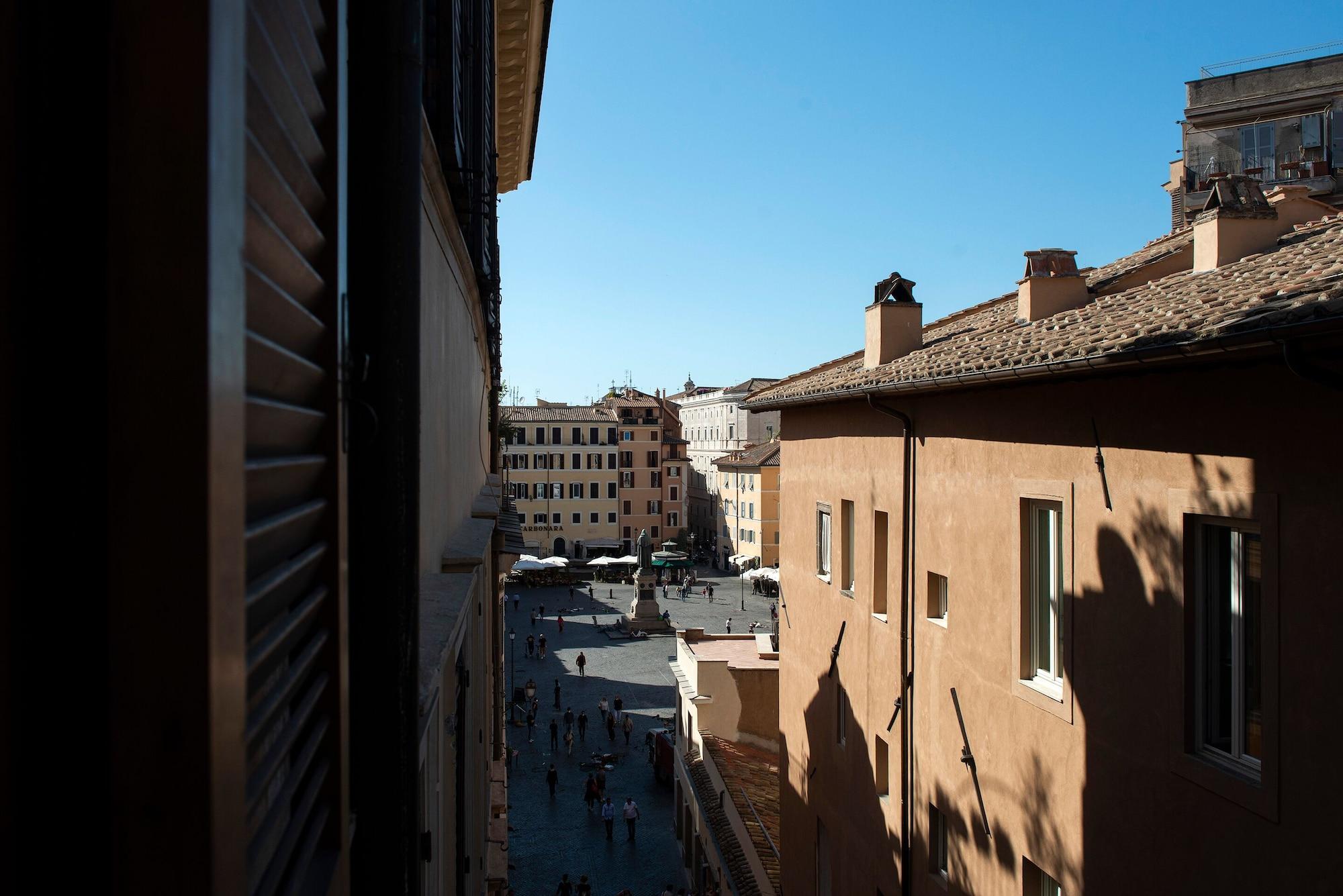 Hotel Town House Campo De Fiori Rzym Zewnętrze zdjęcie