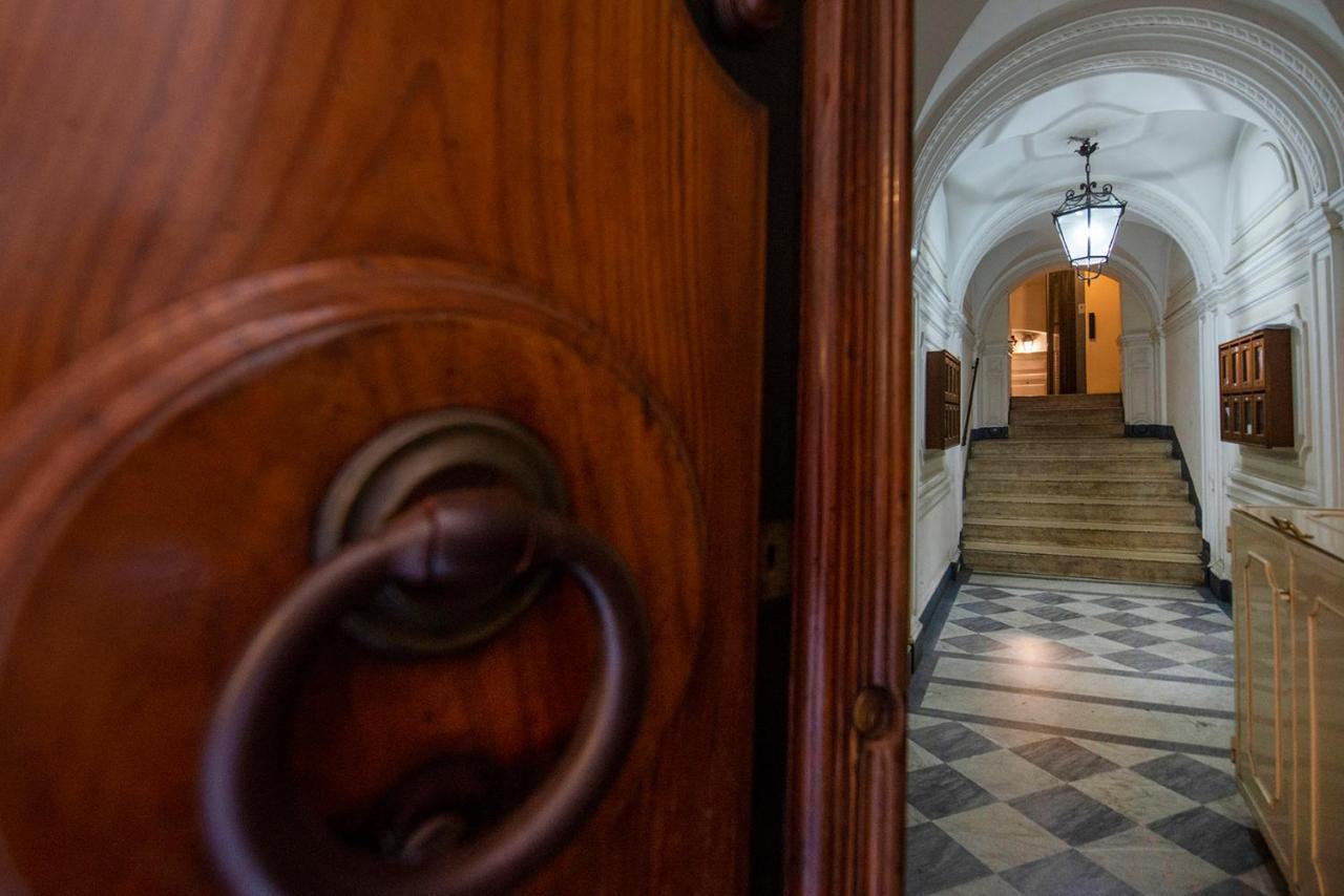 Hotel Town House Campo De Fiori Rzym Zewnętrze zdjęcie
